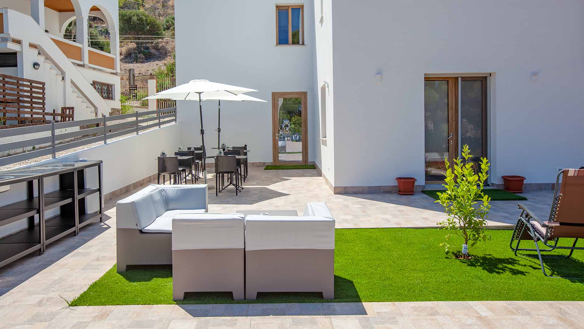 Il verde intorno - La Dama B&B Macari