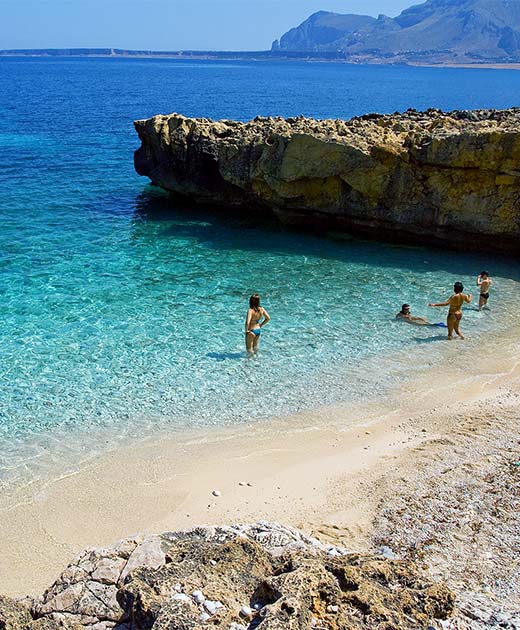 Golfo di Macari, La Dama